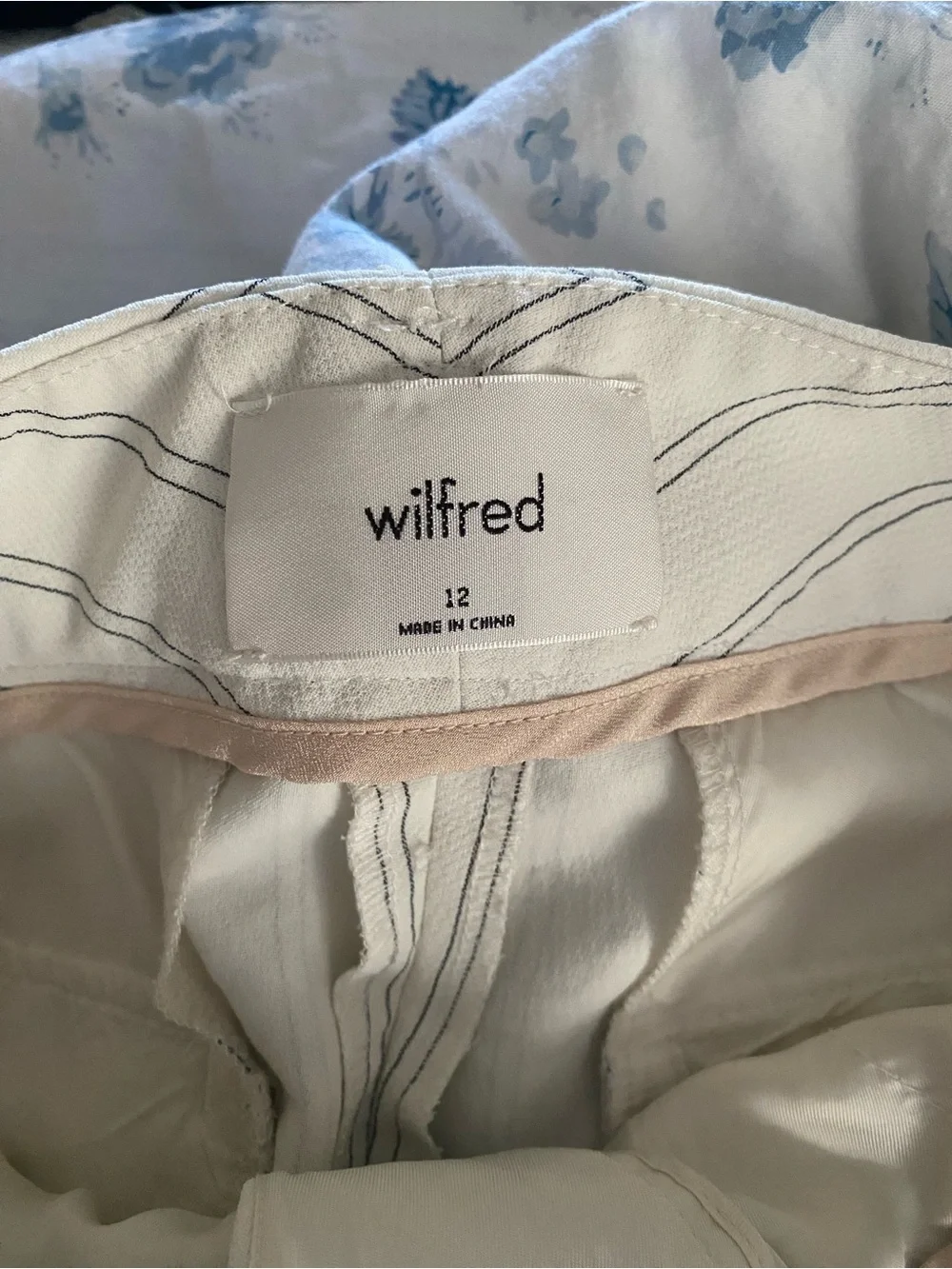 Aritzia effortless pants